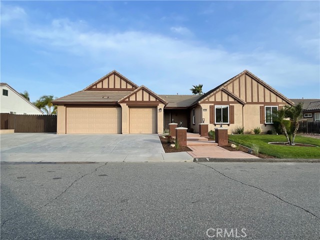 Property photo of 32706 Blue Mist WY