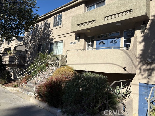 Property photo of 18347 Saticoy ST