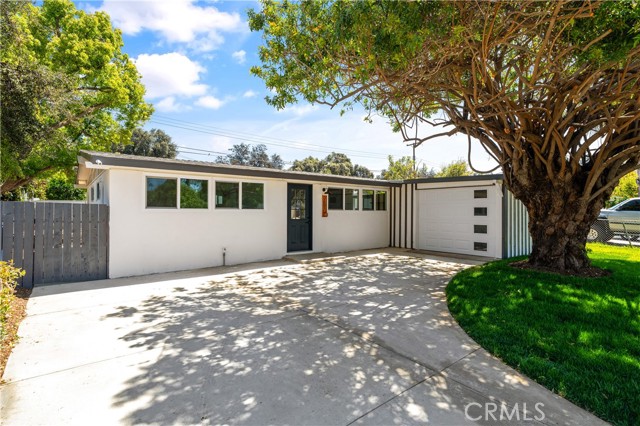 Property photo of 3881 Manchester PL
