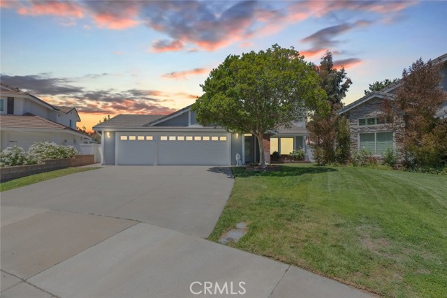 Property photo of 30872 Kiowa River Ct
