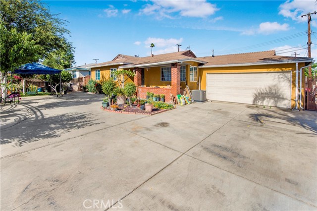 Property photo of 10636 Wolfe AV