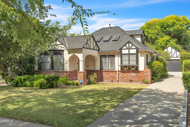Property photo of 589 Castano AV
