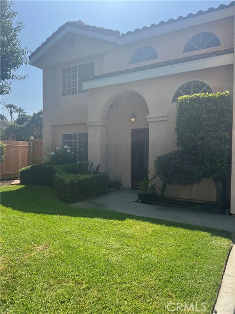 Property photo of 14520 Mulberry DR