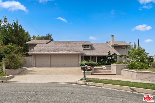 Property photo of 3907 Jameson PL