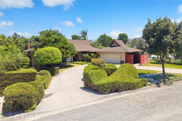 Property photo of 2912 Fragancia AV