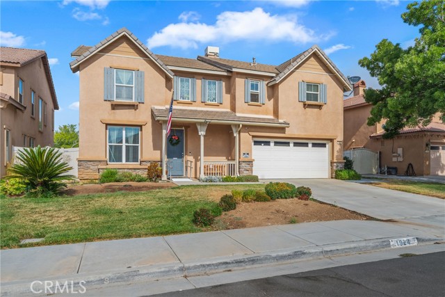 Property photo of 1924 English Oak WY