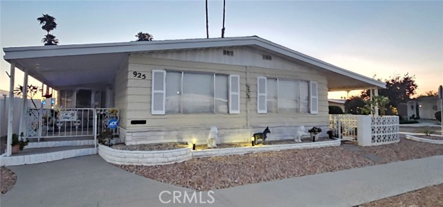 Property photo of 925 S Palm AV