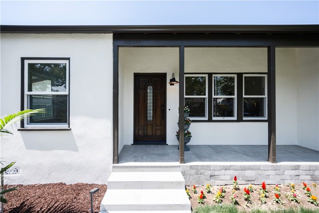 Property photo of 1377 N Catalina ST