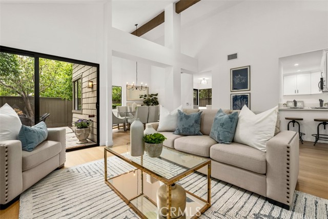 Property photo of 4 Woodlake