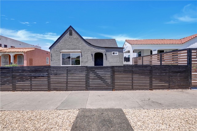 Property photo of 3515 S Norton AV