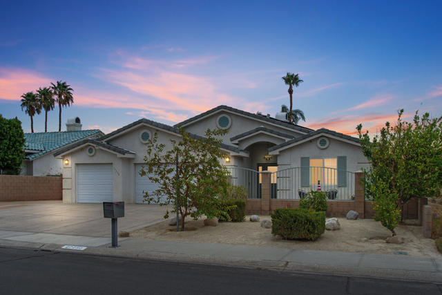 Property photo of 27250 Nortada DR