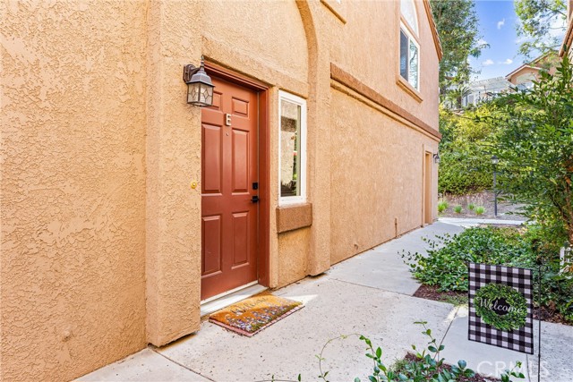 Property photo of 14748 Moon Crest Ln