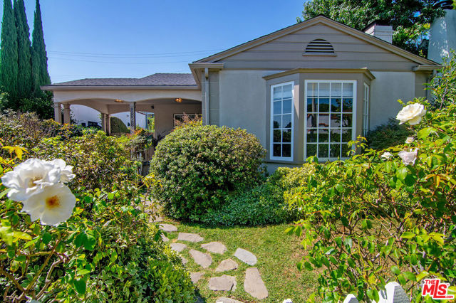 Property photo of 8828 Rosewood AV