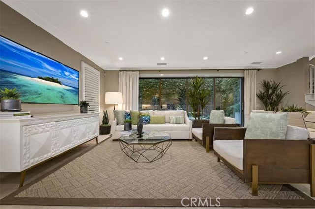 Property photo of 166 Villa Ridge