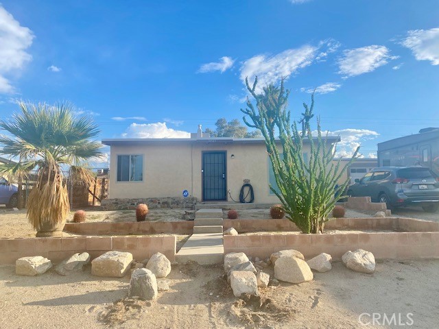 Property photo of 74943 Serrano