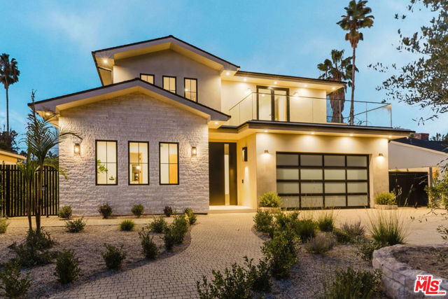 Property photo of 12427 Cumpston ST