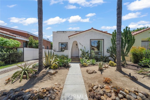 Photo of 1612 E 65th