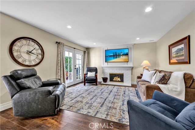 Photo of 14611 Oak Av