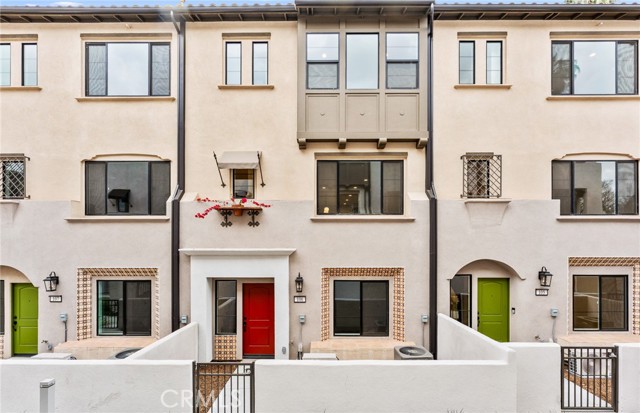 Property photo of 106 Kimberwick CT