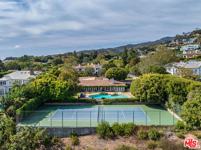 Property photo of 1580 San Remo DR