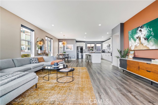 Property photo of 1660 Pomona AV