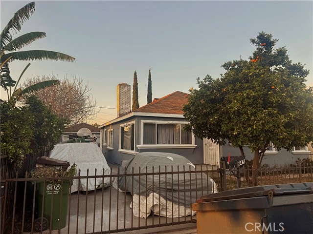 Property photo of 843 W Brazil ST