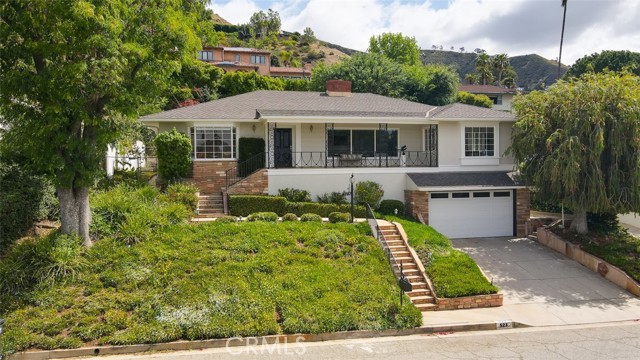 Property photo of 523 Meadows Dr.