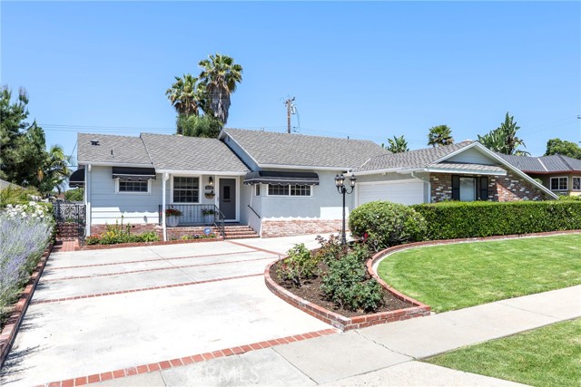 Property photo of 1113 Hollydale DR