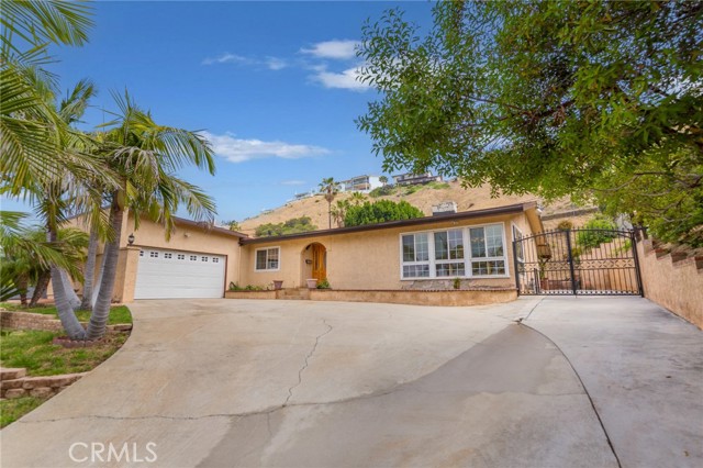 Photo of 10165 Sully Dr