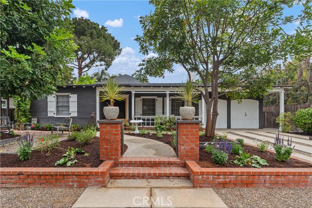 Property photo of 411 Edgewood RD