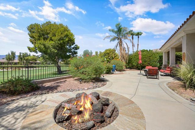 Property photo of 81193 Avenida Tres Lagunas