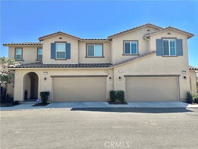 Property photo of 24218 Hillcrest DR