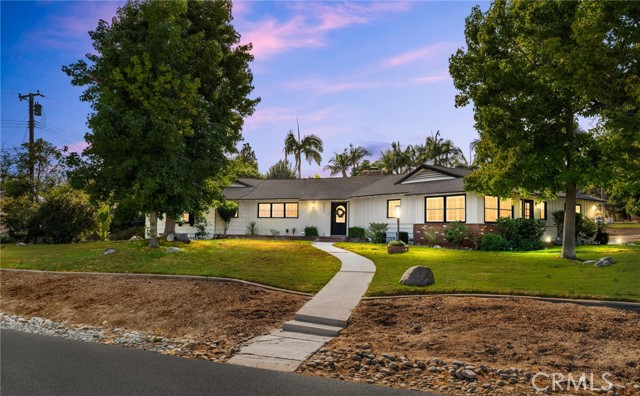 Property photo of 5371 Grandview AV
