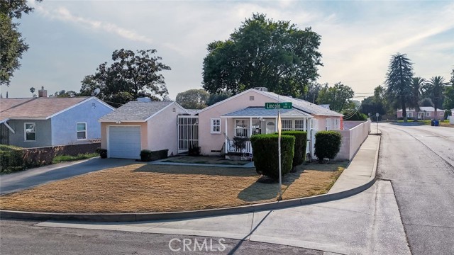 Property photo of 2998 Lincoln DR