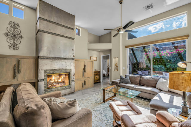 Photo of 54175 Avenida Madero
