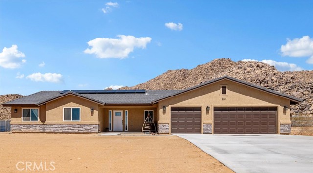 Property photo of 24162 Shoshone RD