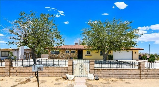 Property photo of 15802 Malpais LN