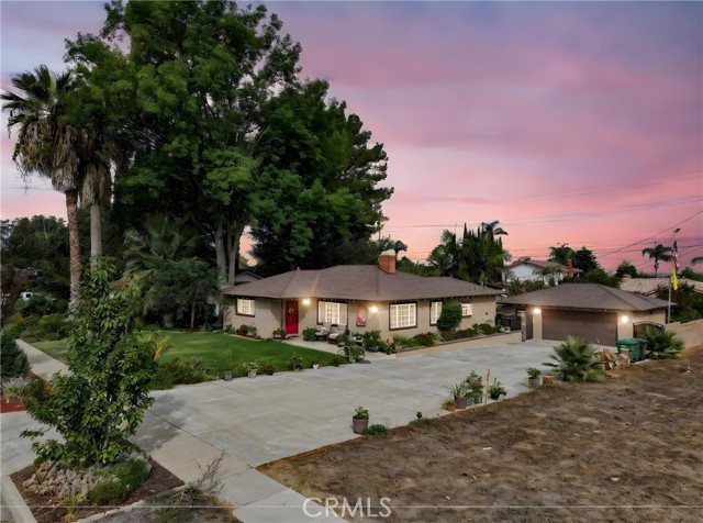 Property photo of 951 W Kendall