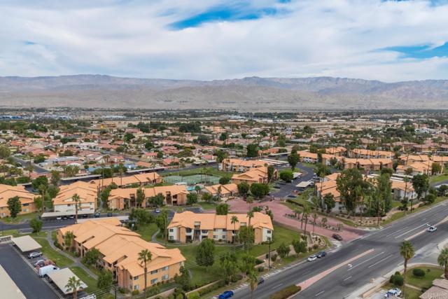 Property photo of 78650 Avenue 42nd