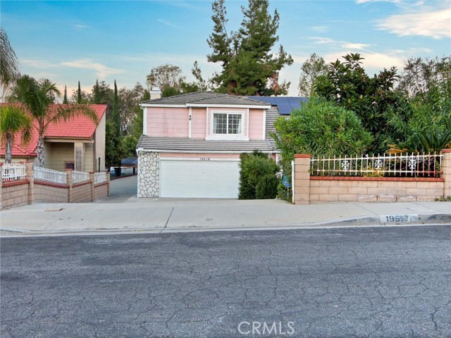 Property photo of 19519 Greenwillow