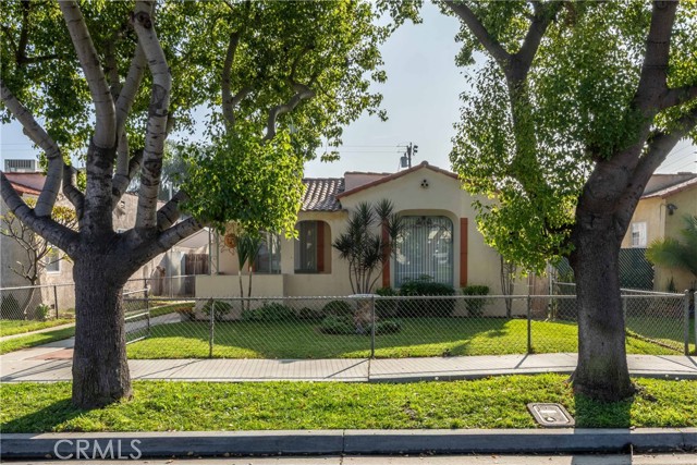 Property photo of 1228 E 64th