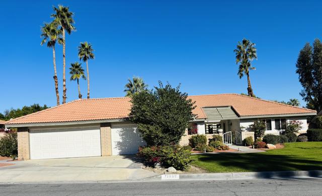 Property photo of 72890 Amber ST