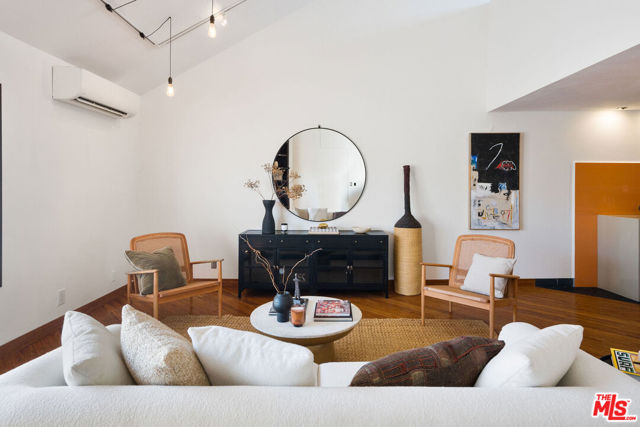 Property photo of 1914 11th ST