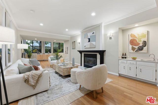 Property photo of 11939 GORHAM AV