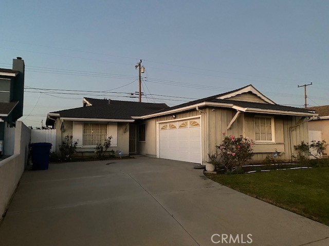 Property photo of 1123 W 213th