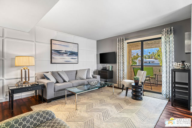 Property photo of 5301 E Waverly DR