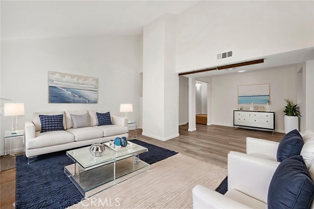 Photo of 20155 Keswick St