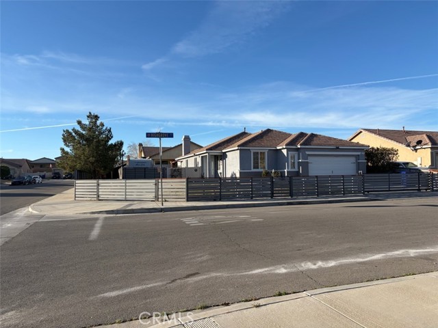 Property photo of 11767 Highgrove CT