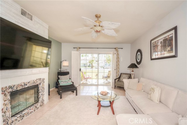 Property photo of 43756 Avenida Alicante