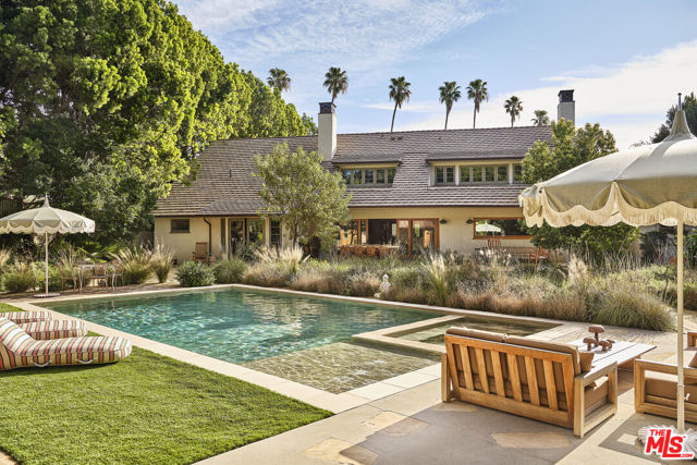 Property photo of 4343 Forman AV